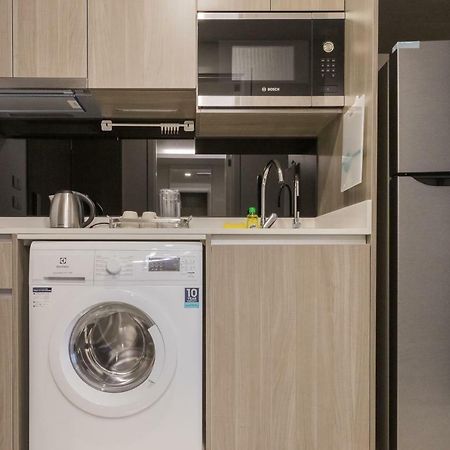 Sukhumvit Asok Modern Suite กรุงเทพมหานคร ภายนอก รูปภาพ