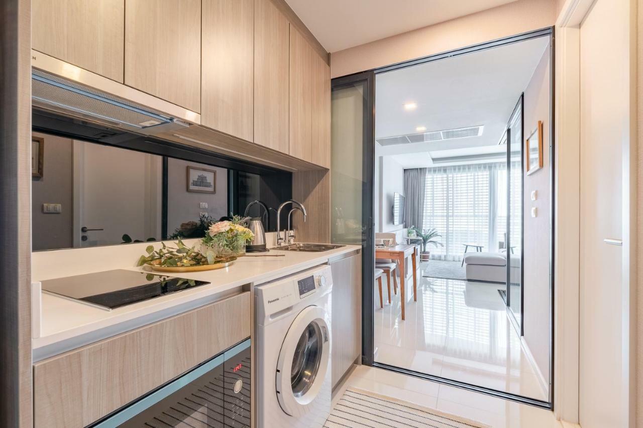 Sukhumvit Asok Modern Suite กรุงเทพมหานคร ภายนอก รูปภาพ