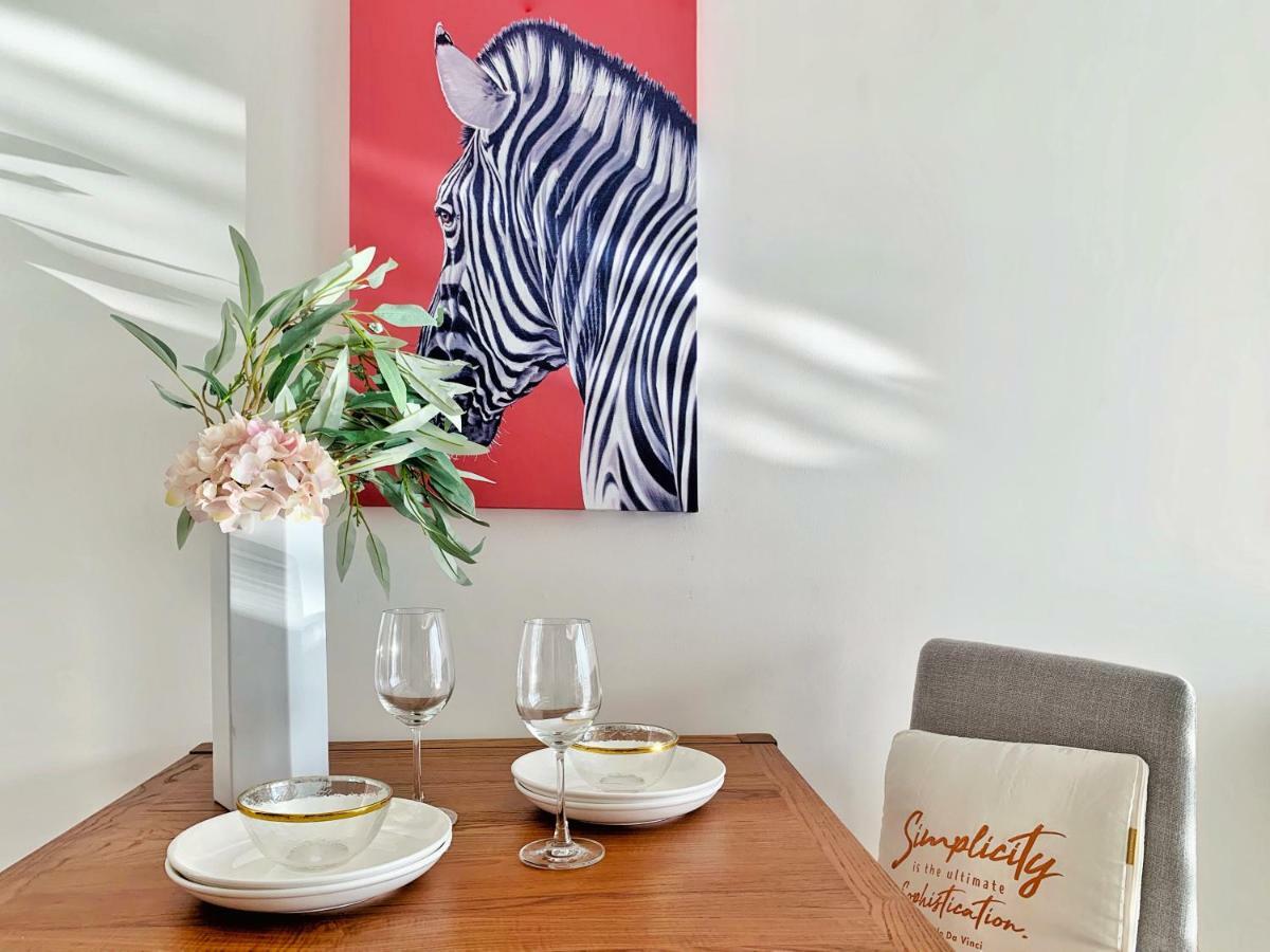 Sukhumvit Asok Modern Suite กรุงเทพมหานคร ภายนอก รูปภาพ